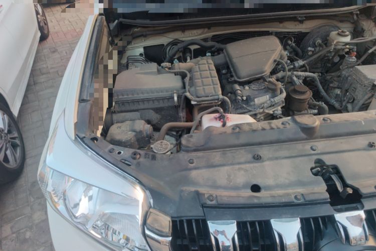 Used Toyota Prado 2016 2.7L Automatic Standard Edition Engine Bay Right