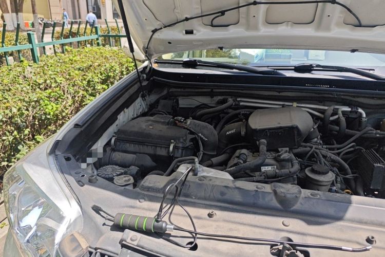 Used Toyota Prado  Engine Bay Right