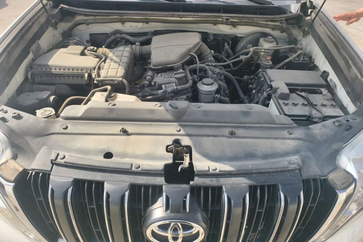 Used Toyota Prado 2016 2.7L Automatic Standard Edition Engine Bay