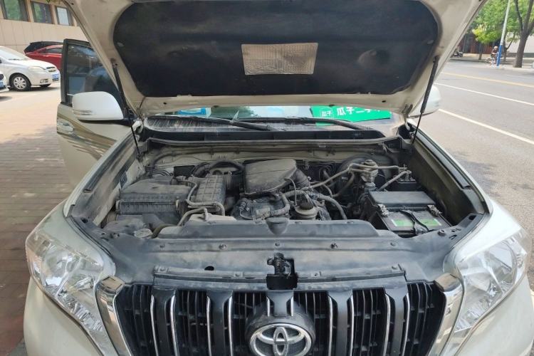 Used Toyota Prado 2016 2.7L Automatic Standard Edition Engine Bay