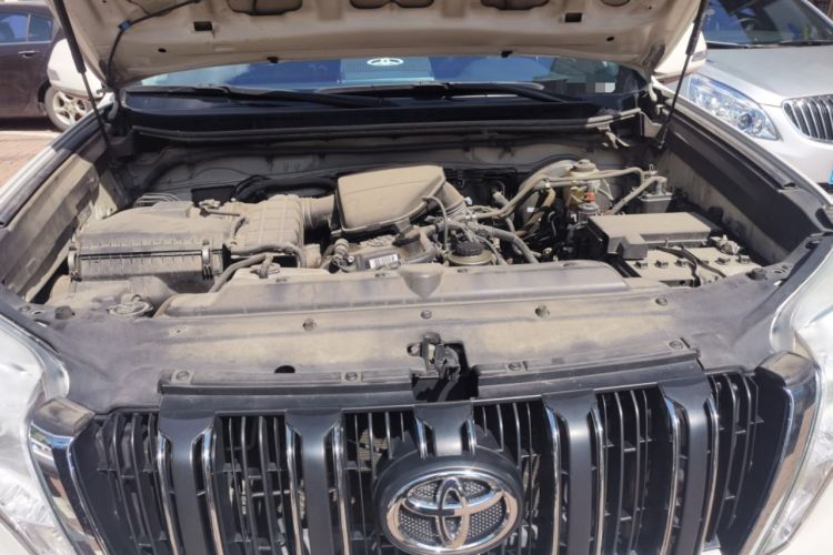 Used Toyota Prado 2016 2.7L Automatic Standard Edition Engine Bay