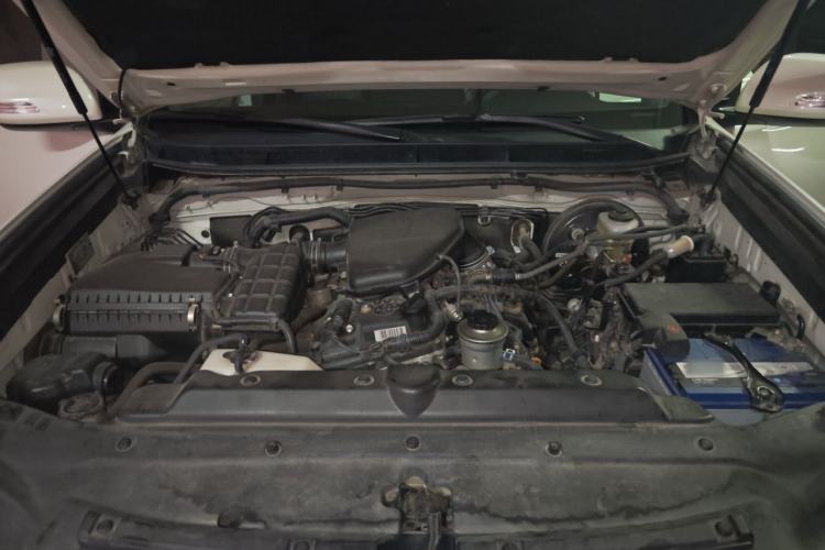 Used Toyota Prado 2016 2.7L Automatic Standard Edition Engine Bay