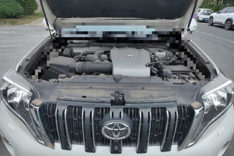 Used Toyota Prado 2016 3.5L Automatic TX-L Engine Bay