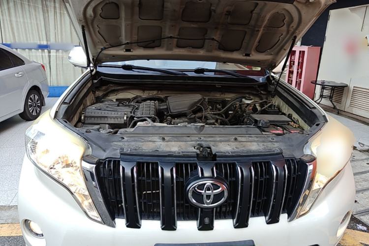 Used Toyota Prado 2016 2.7L Automatic Standard Edition Engine Bay