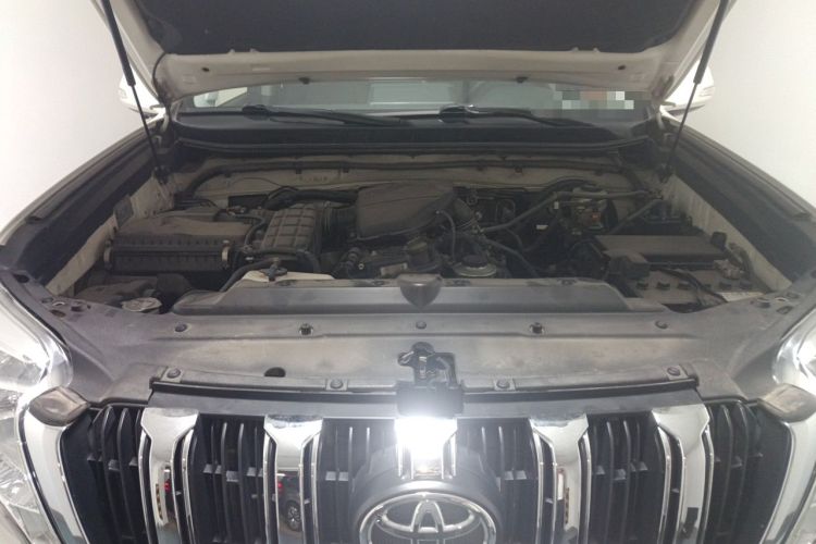 Used Toyota Prado 2016 2.7L Automatic Standard Edition Engine Bay