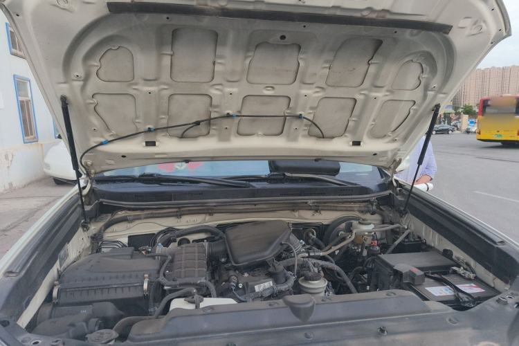 Used Toyota Prado 2016 2.7L Automatic Standard Edition Engine Bay
