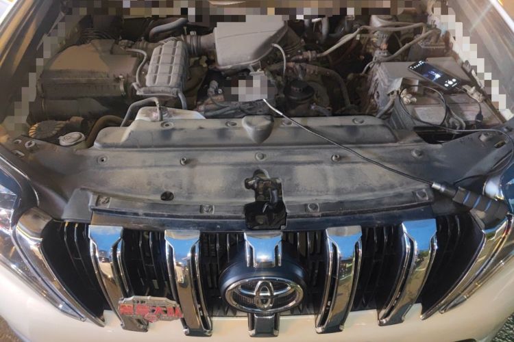 Used Toyota Prado  Engine Bay