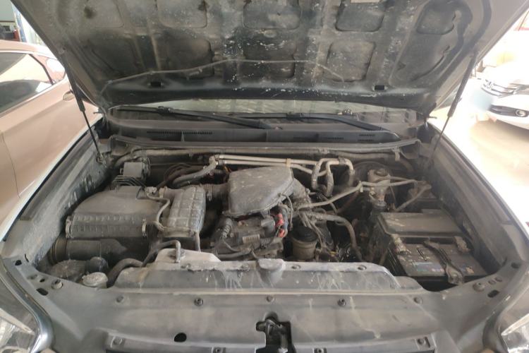 Used Toyota Prado 2016 2700 TX 7-Seater Middle East Version Engine Bay