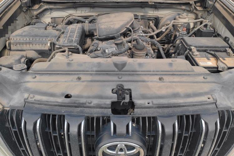 Used Toyota Prado 2016 2.7L Automatic Standard Edition Engine Bay