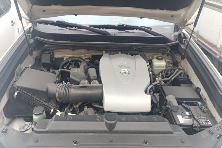 Used Toyota Prado 2016 3.5L Automatic TX-L Engine Bay
