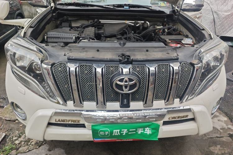 Used Toyota Prado  Engine Bay