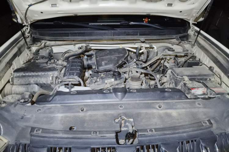 Used Toyota Prado  Engine Bay