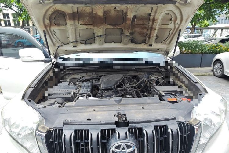 Used Toyota Prado 2016 2.7L Automatic Standard Edition Engine Bay