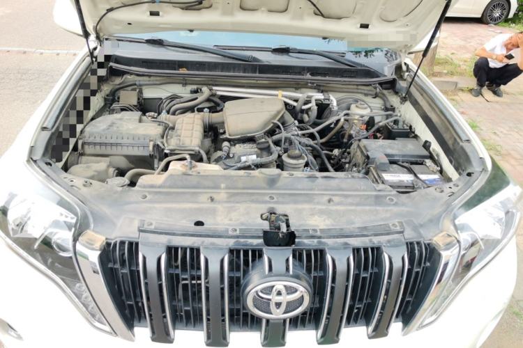 Used Toyota Prado 2016 2.7L Automatic Luxury Edition Engine Bay