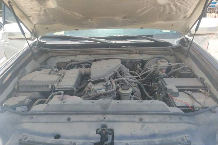 Used Toyota Prado 2016 2.7L Automatic Standard Edition Engine Bay