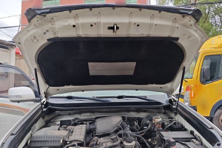 Used Toyota Prado 2016 2.7L Automatic Standard Edition Engine Bay