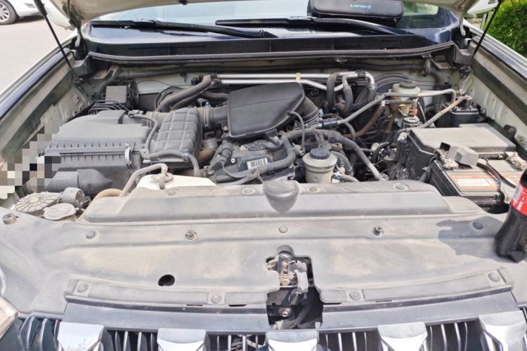 Used Toyota Prado  Engine Bay