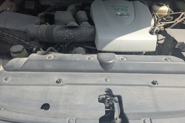 Used Toyota Prado 2016 3.5L Automatic TX-L Engine Bay