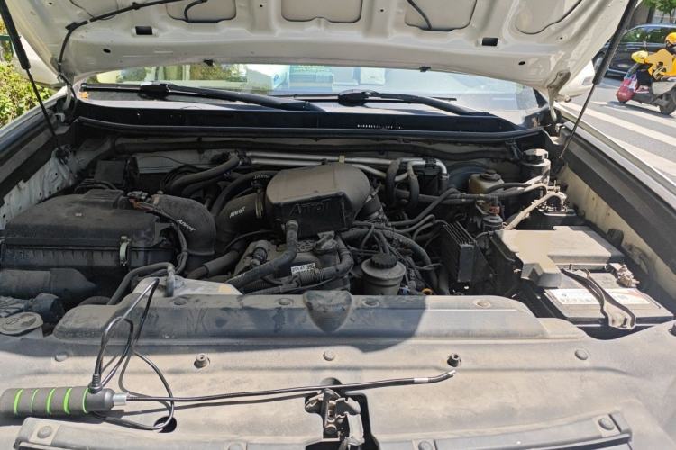 Used Toyota Prado  Engine Bay