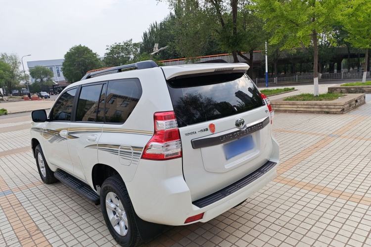 Used Toyota Prado 2016 2.7L Automatic Standard Edition Exterior 11