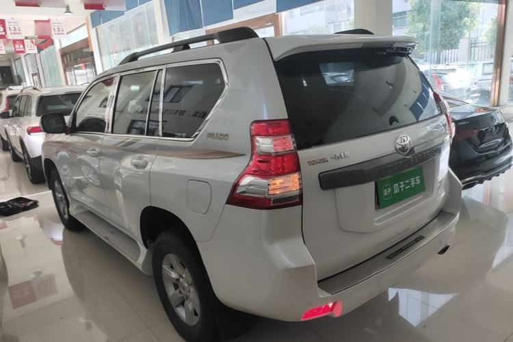 Used Toyota Prado 2016 2.7L Automatic Standard Edition Exterior 2