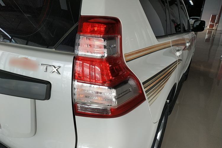 Used Toyota Prado 2016 2.7L Automatic Standard Edition Exterior 3