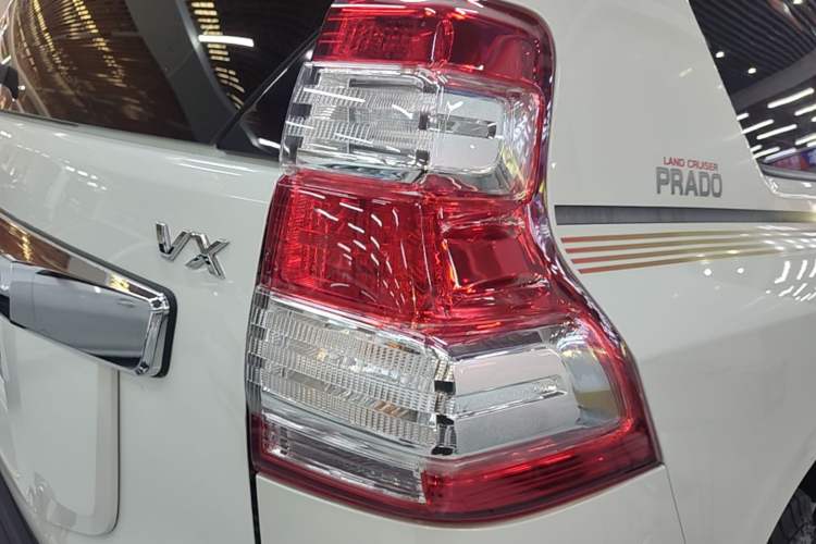 Used Toyota Prado 2016 3.5L Automatic TX-L Exterior 3
