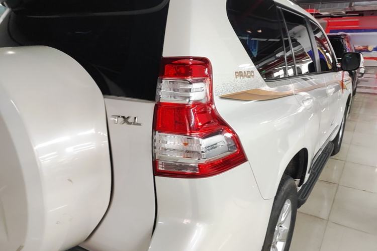 Used Toyota Prado 2016 2.7L Automatic Standard Edition Exterior 3