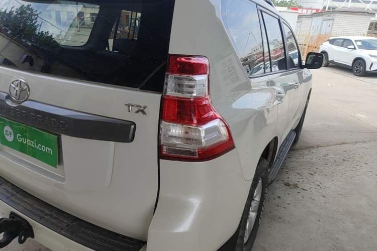 Used Toyota Prado 2016 2.7L Automatic Standard Edition Exterior 3