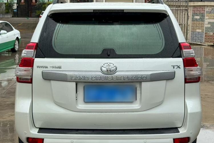 Used Toyota Prado 2016 3.5L Automatic TX-L Exterior 4