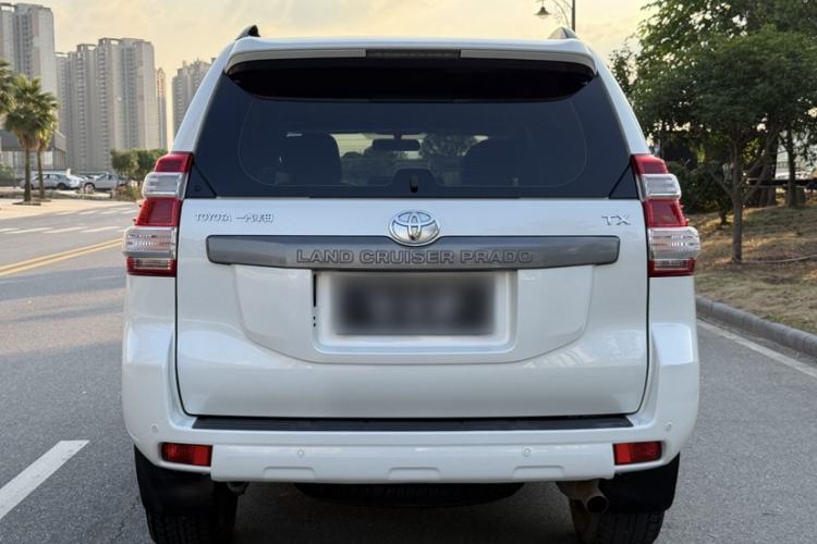 Used Toyota Prado 2016 3.5L Automatic TX-L Exterior 4