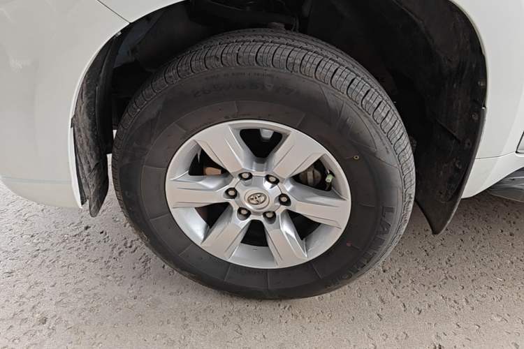 Used Toyota Prado 2016 2.7L Automatic Standard Edition Exterior 4