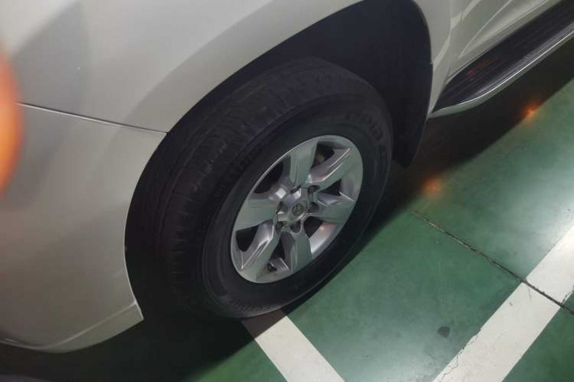Used Toyota Prado 2016 3.5L Automatic TX-L NAVI Exterior 4