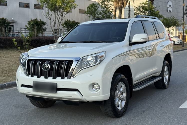 Used Toyota Prado 2016 3.5L Automatic TX-L Exterior 5