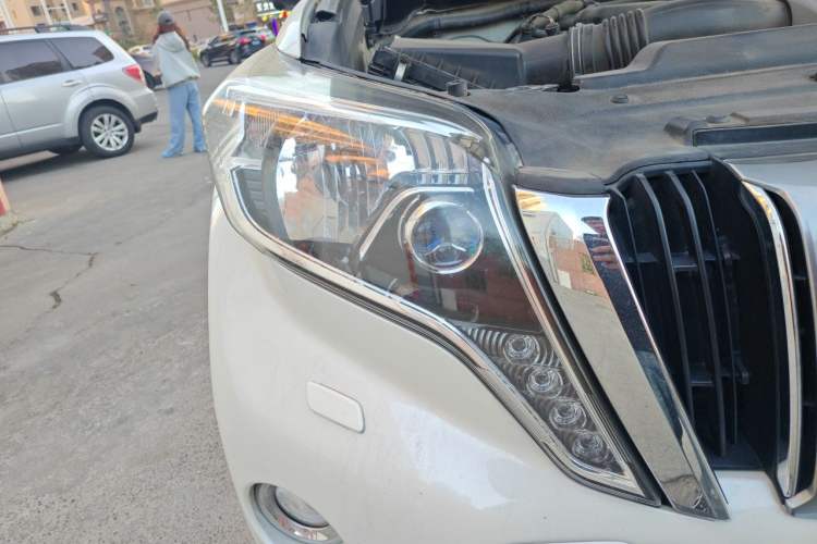 Used Toyota Prado 2016 3.5L Automatic VX NAVI Exterior 6