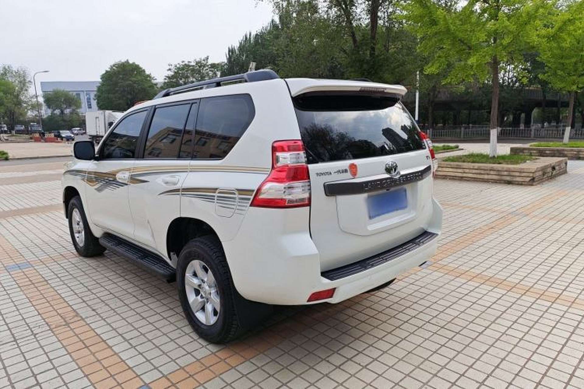 Used Toyota Prado 2016 2.7L Automatic Standard Edition Exterior 7