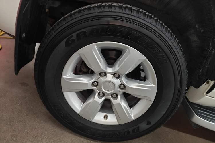 Used Toyota Prado 2016 3.5L Automatic TX-L Exterior 8