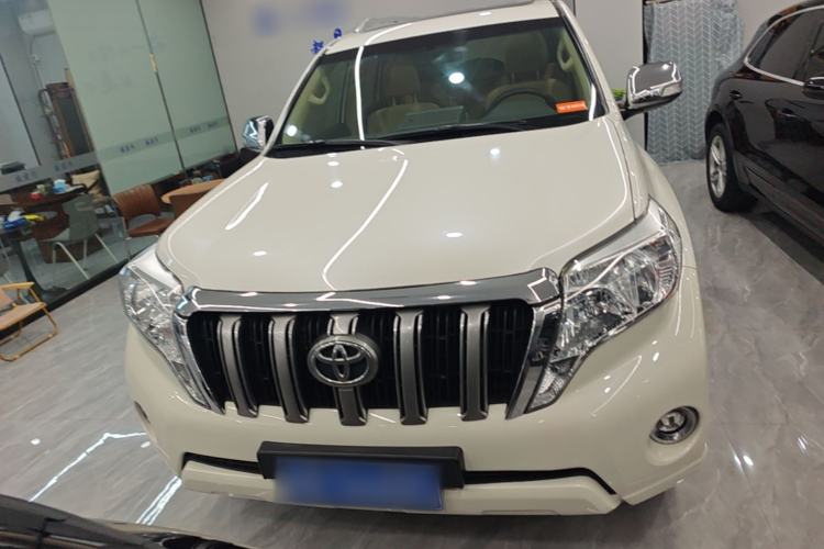 Used Toyota Prado 2016 2700 TX 7-Seater Middle East Version Front