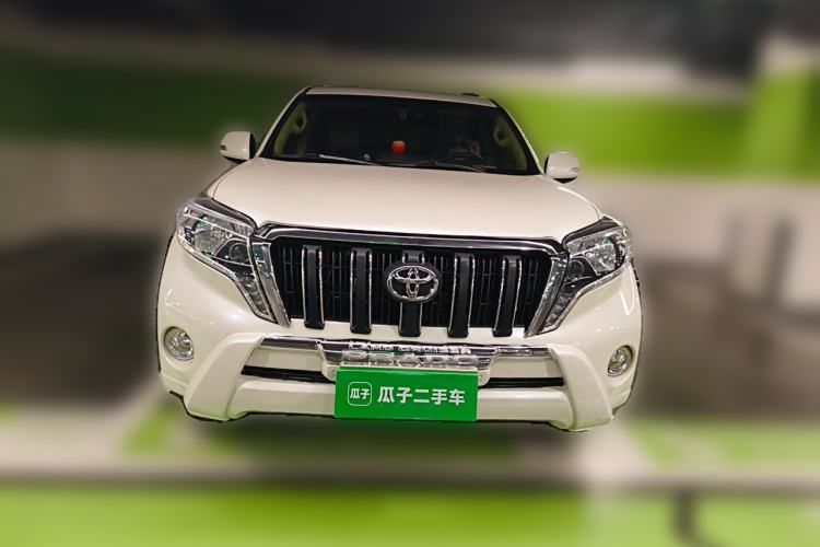 Used Toyota Prado 2016 4.0L 7-Seater Gasoline Low-Power Version Middle East Edition Front