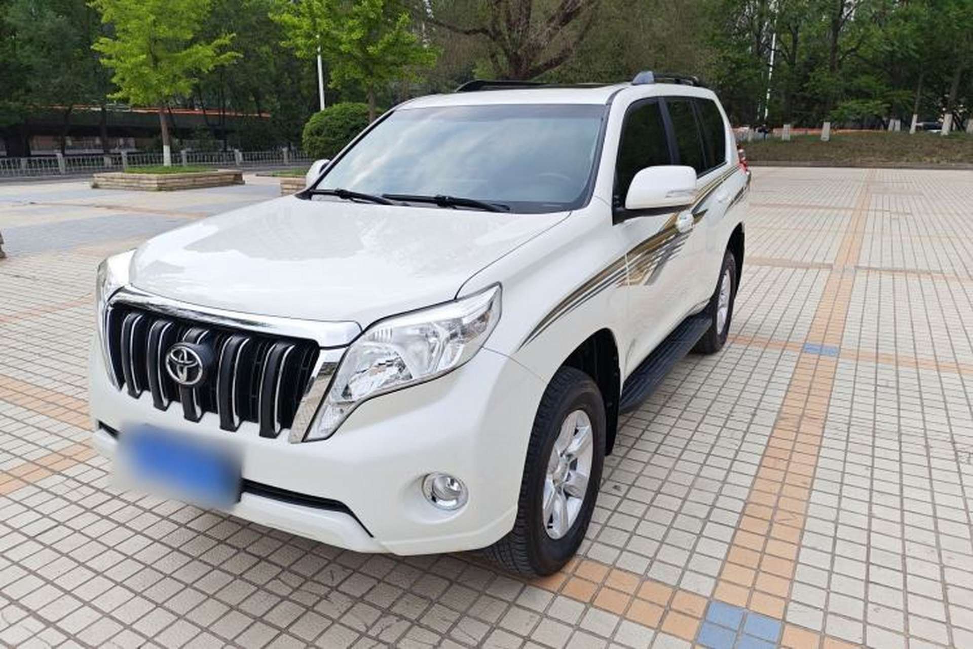 Used Toyota Prado 2016 2.7L Automatic Standard Edition Front Left 45 Deg