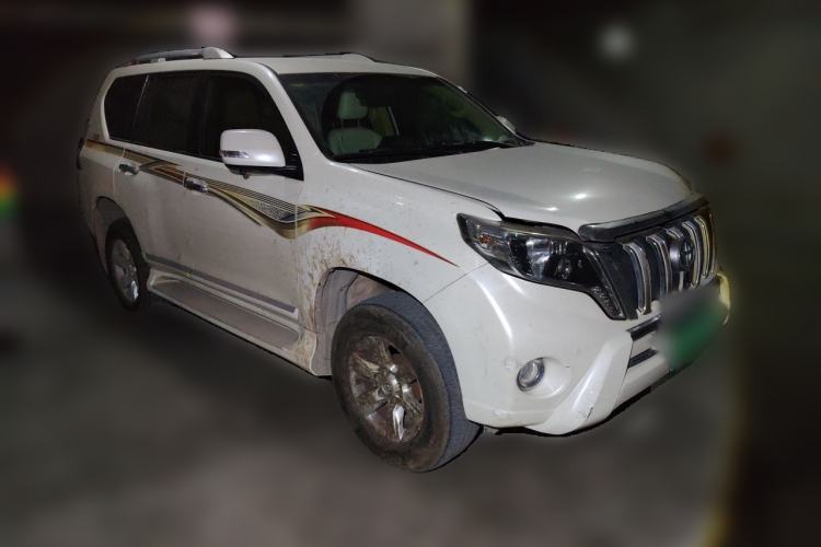 Used Toyota Prado 2016 2700 TX 7-Seater Middle East Version Front Right 45 Deg