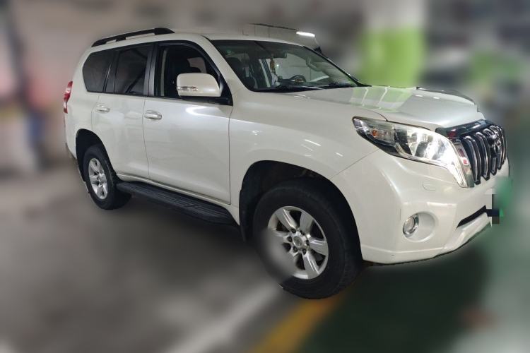 Used Toyota Prado 2016 2.7L Automatic Luxury Edition Front Right 45 Deg
