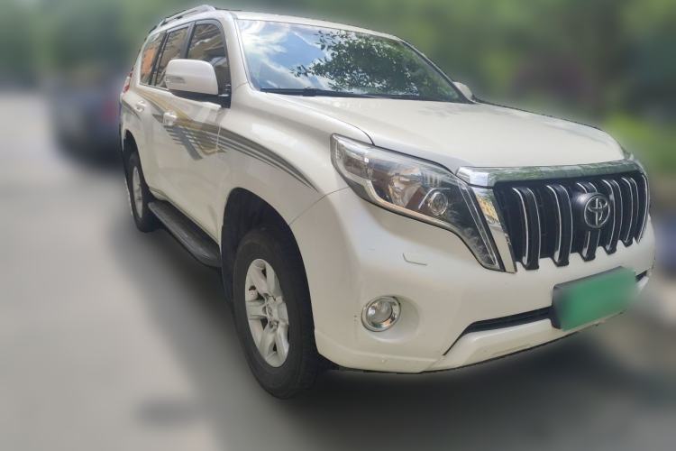 Used Toyota Prado 2016 2.7L Automatic Luxury Edition Front Right 45 Deg