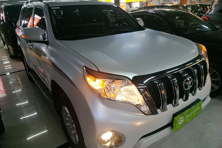 Used Toyota Prado 2016 2.7L Automatic Standard Edition Front Right 45 Deg