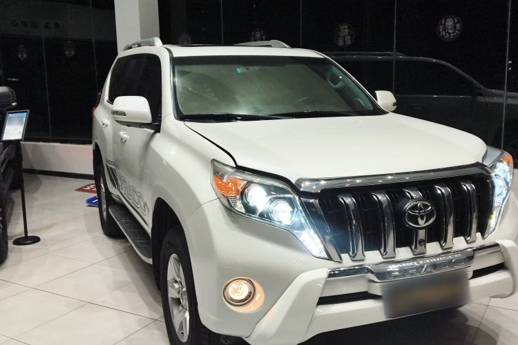 Used Toyota Prado 2016 2.7L Automatic Standard Edition Front Right 45 Deg