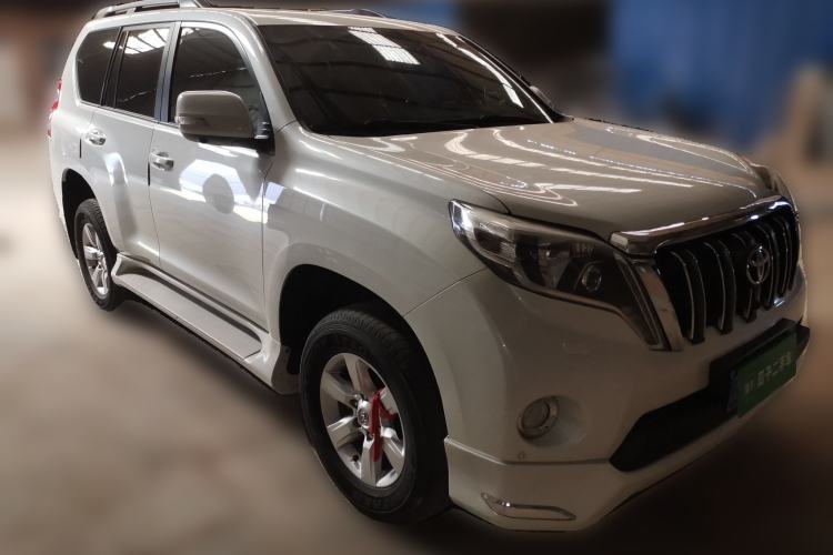 Used Toyota Prado 2016 2.7L Automatic Luxury Edition Front Right 45 Deg