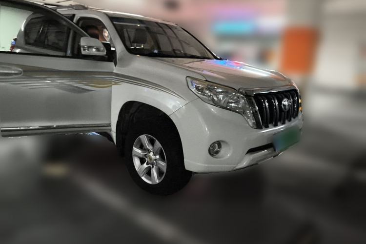 Used Toyota Prado 2016 2.7L Automatic Standard Edition Front Right 45 Deg