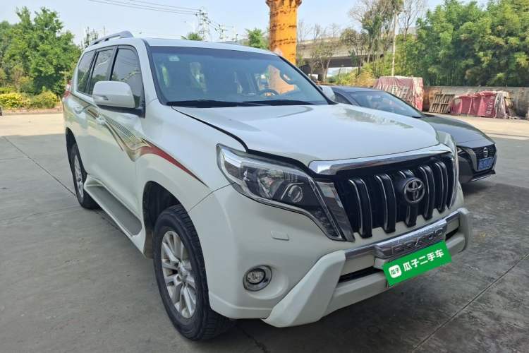 Used Toyota Prado 2016 2700 Middle East Version Front Right 45 Deg
