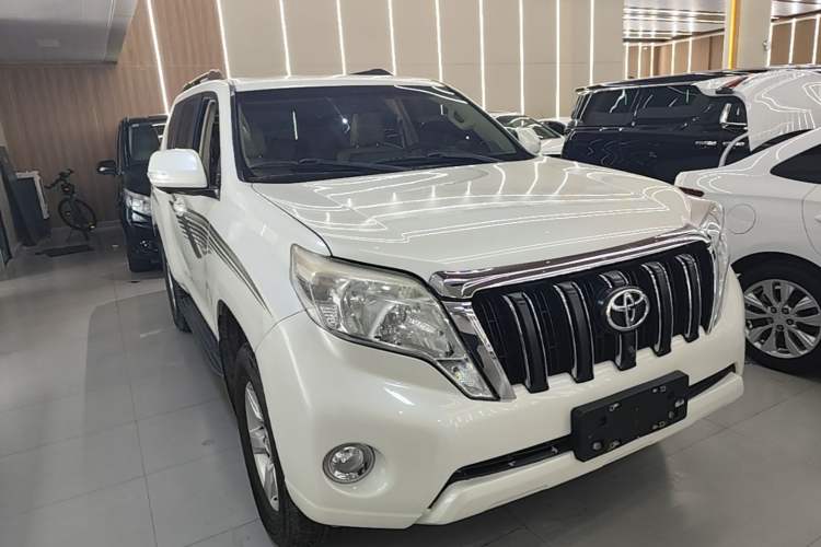 Used Toyota Prado 2016 2.7L Automatic Standard Edition Front Right 45 Deg