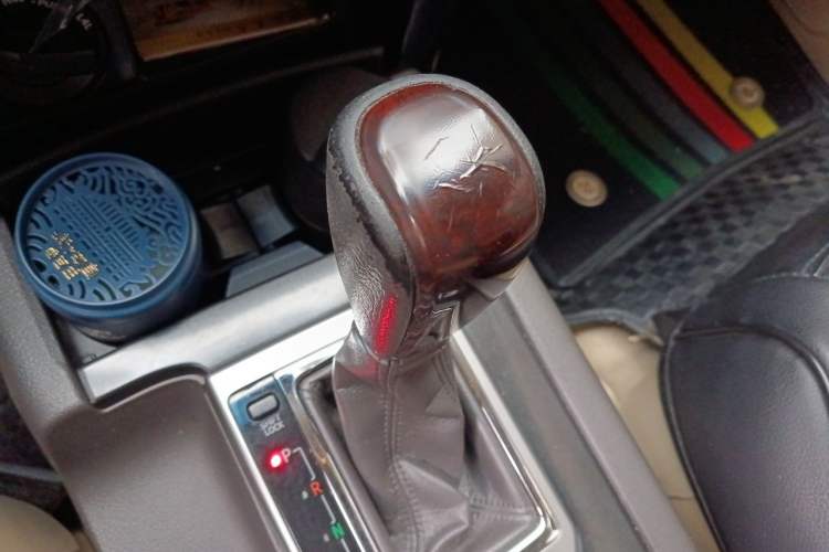 Used Toyota Prado 2016 2700 TX 7-Seater Middle East Version Gear Lever